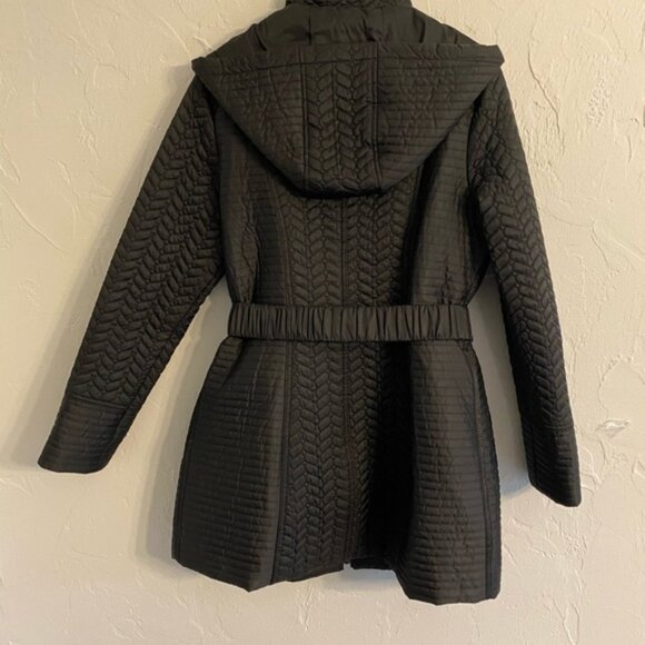 Black jacket ladies - Picture 2 of 4